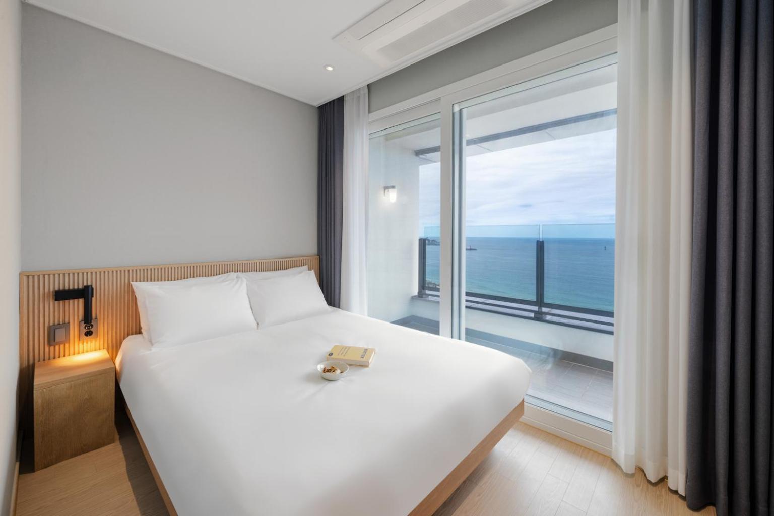 Le Collective Sokcho Beach Apartment Bagian luar foto